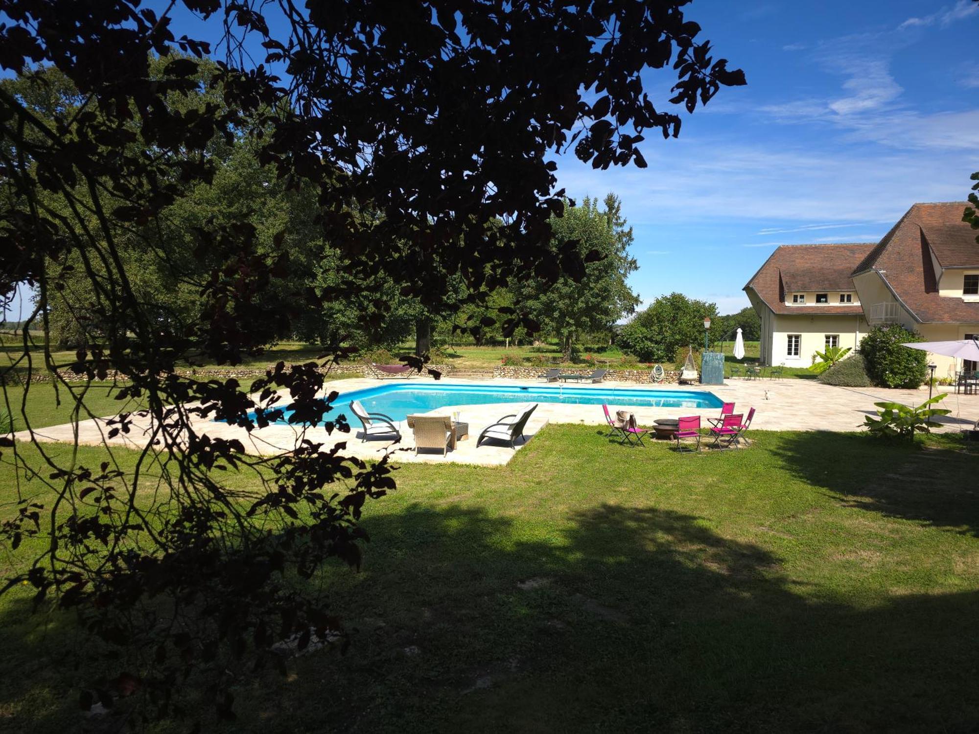 Bed and Breakfast Domaine Des Bruns à Châtillon-Coligny Extérieur photo